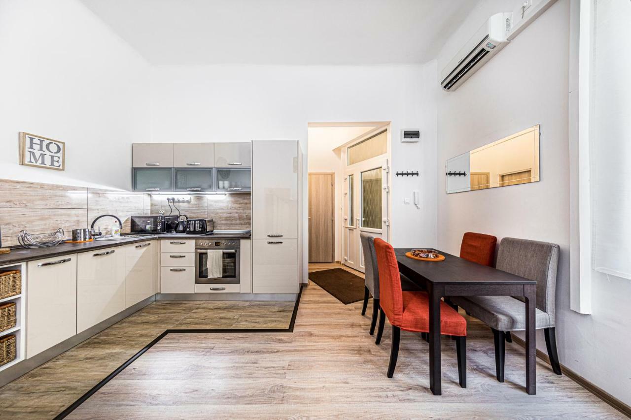 Precious Spot Apartment Budapest Ngoại thất bức ảnh