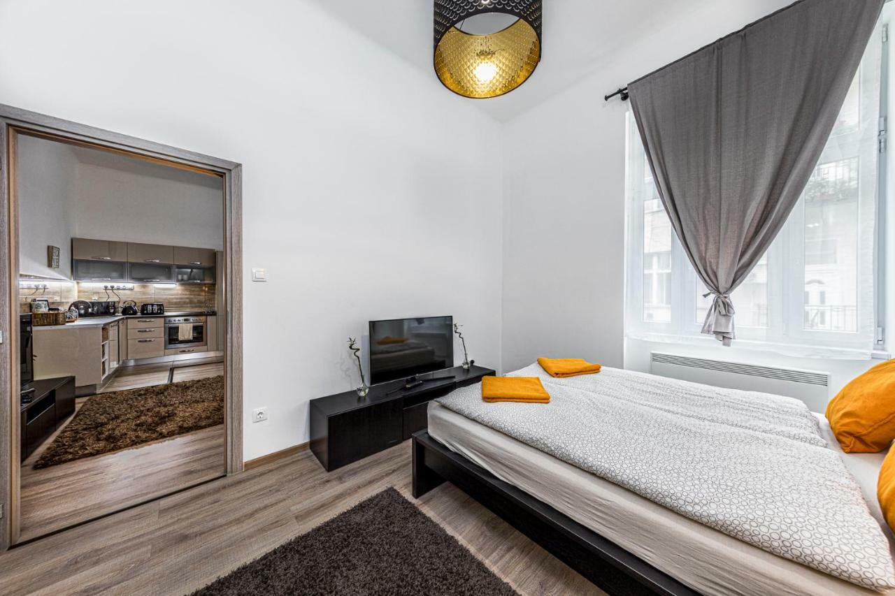 Precious Spot Apartment Budapest Ngoại thất bức ảnh